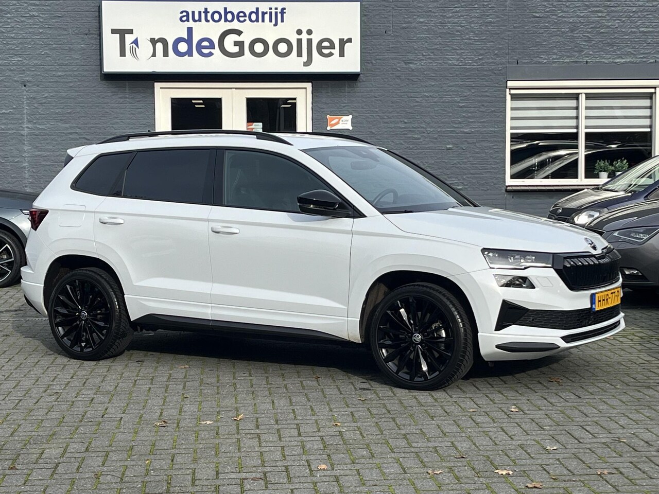 Skoda Karoq - 1.5 TSi DSG ACT Sportline Business | 5 JAAR FABRIEKSGARANTIE | - AutoWereld.nl
