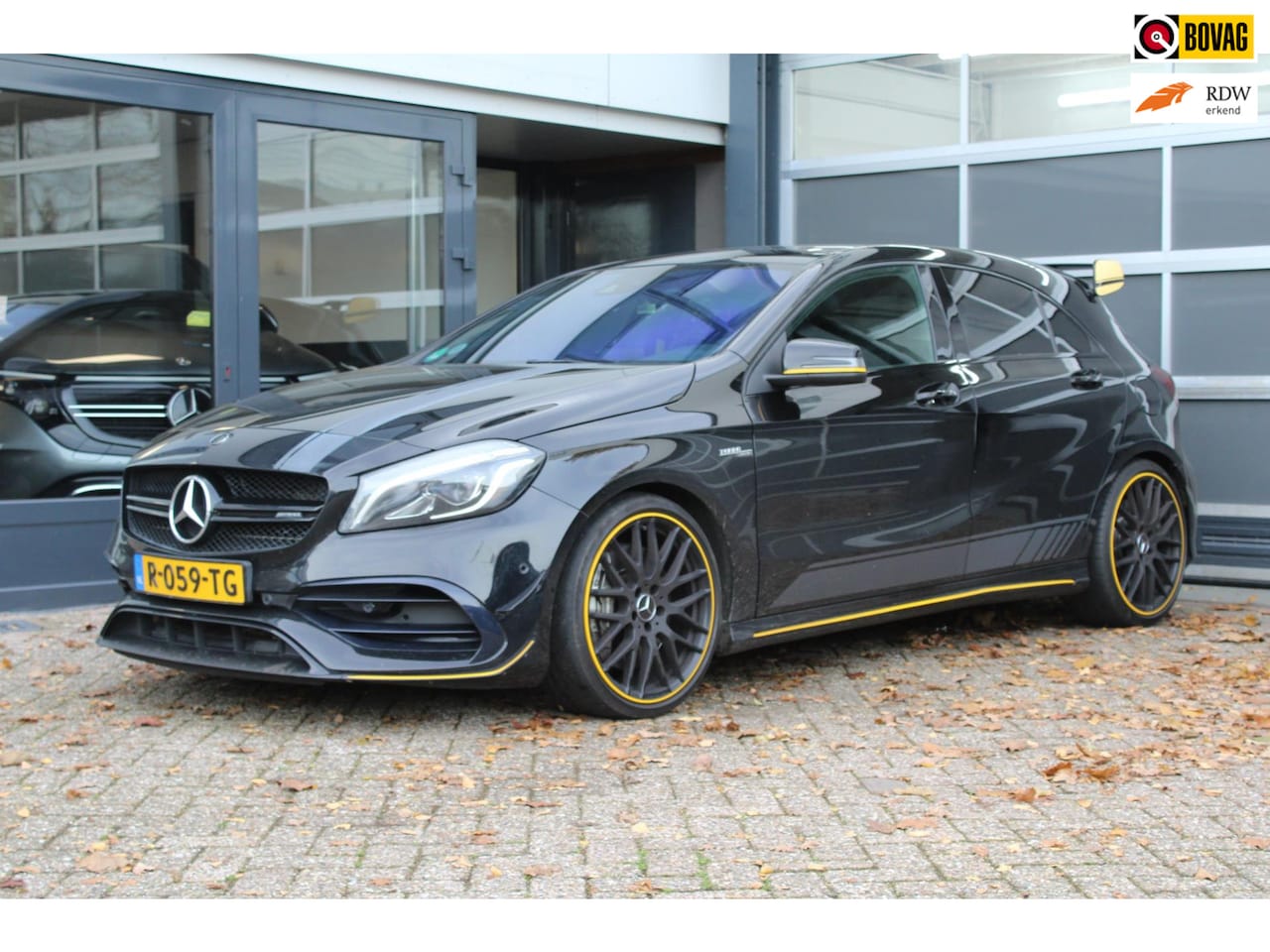Mercedes-Benz A-klasse - AMG 45 4MATIC / Yellow Night Edition/Schaalstoelen - AutoWereld.nl