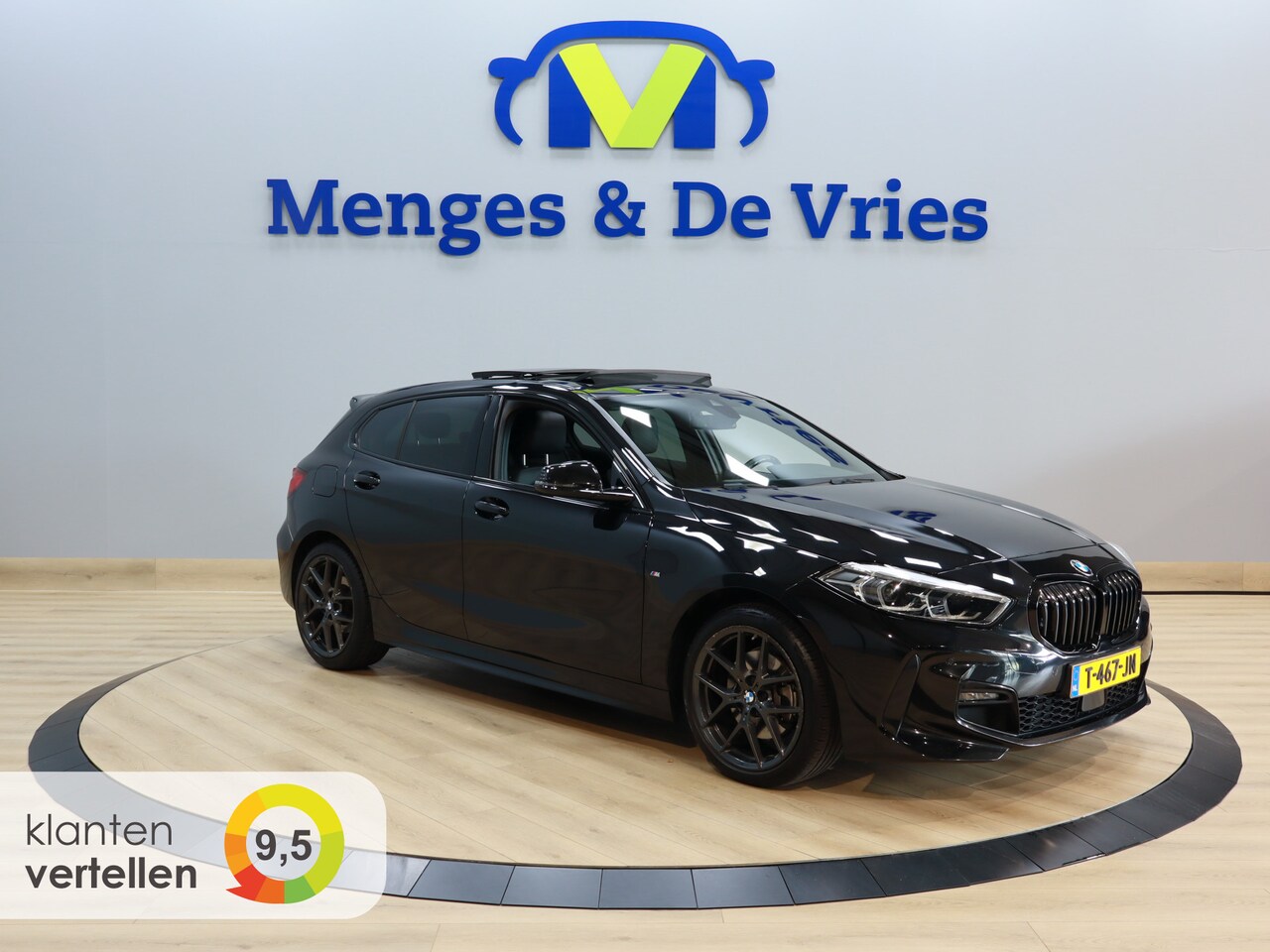 BMW 1-serie - 118i Introduction Edition M Sport Airco ECC | Panorama | Harman Kardon | Virtual  | Sfeer - AutoWereld.nl