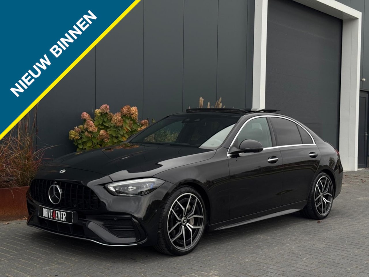 Mercedes-Benz C-klasse - 200 d AMG Line FULL PANO NAVI 360 CAMERA MM SEATS AMBIANCE - AutoWereld.nl