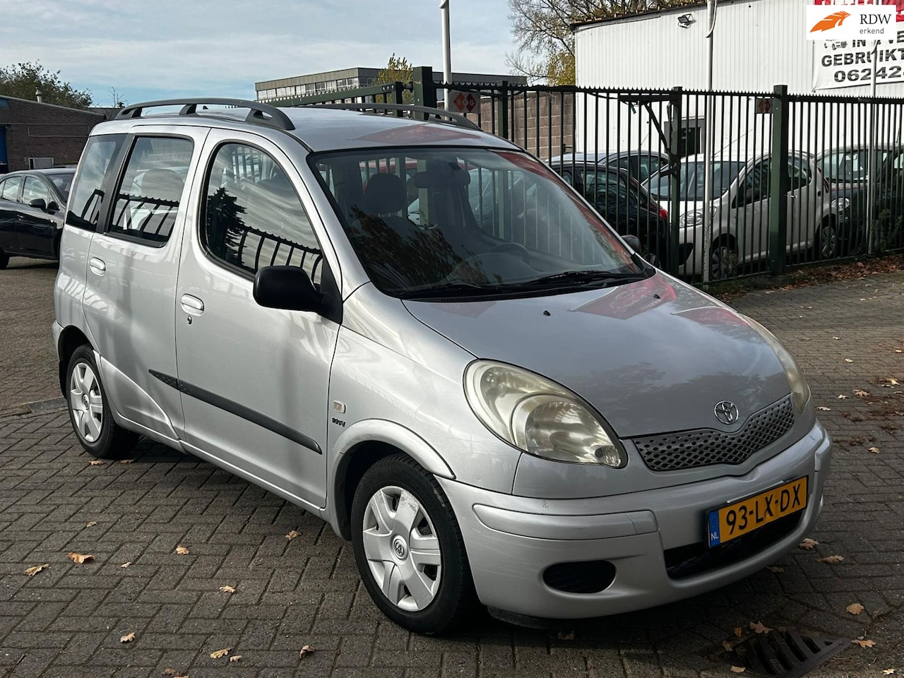 Toyota Yaris Verso - 1.3 VVT-i Sol Automaat airco elektrische ramen cv op afs - AutoWereld.nl