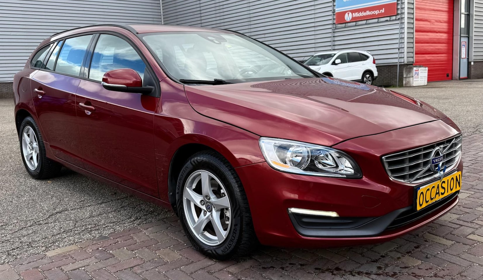 Volvo V60 - 1.6 D2 Momentum 1.6 D2 Momentum - AutoWereld.nl