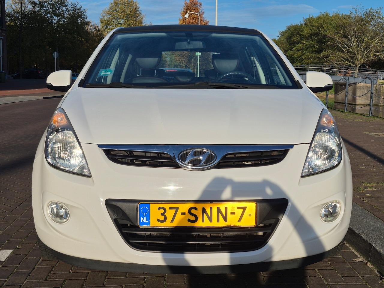 Hyundai i20 - 1.2i i-Catcher Airco, Radio/CD speler - AutoWereld.nl