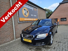 Volvo V70 - 2.0 Limited Edition (loopt niet goed)