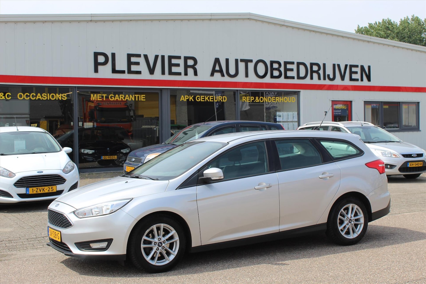 Ford Focus Wagon - 1.0 EcoBoost 125pk First Edition - AutoWereld.nl