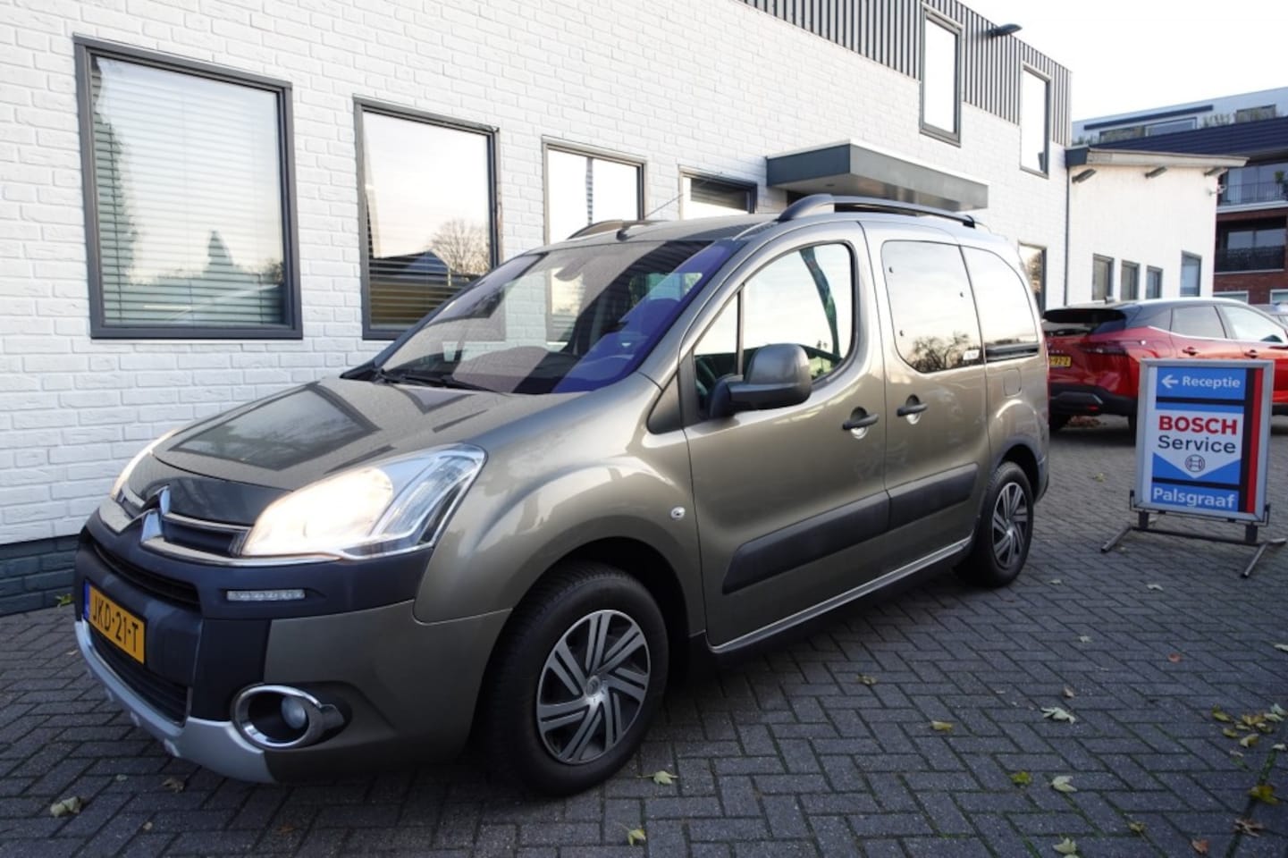 Citroën Berlingo - 1.6 VTI 120 pk  XTR Clima StandKachel - AutoWereld.nl