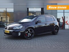 Volkswagen Golf - 2.0 GTI DSG 211pk / Navi 510 / Leer / Xenon / PDC / Dynaudio / NAP