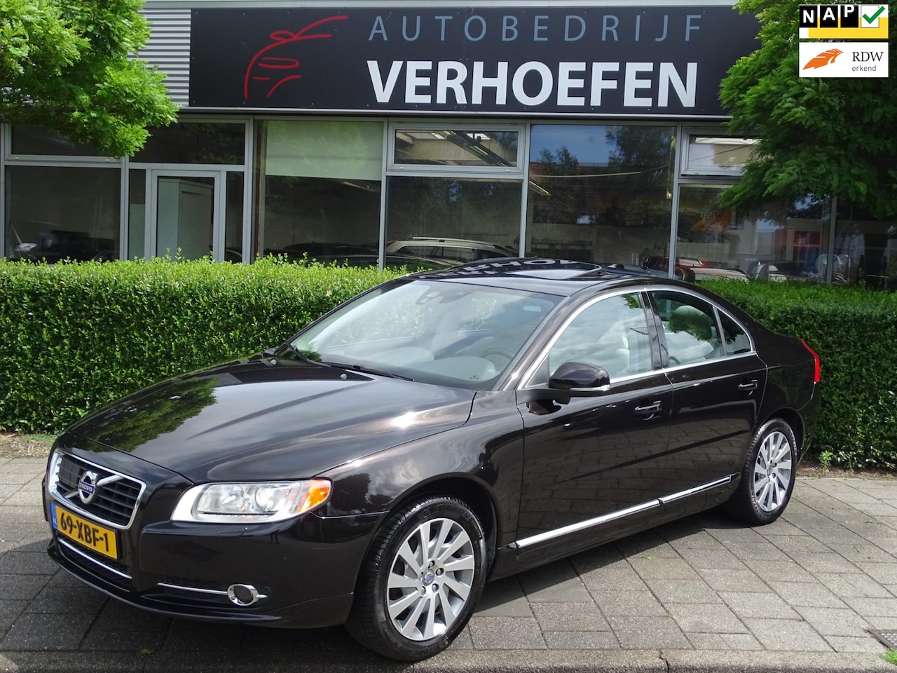 Volvo S80 - 2.0 T5 Limited Edition - AUTOMAAT - PANORAMADAK - BLIS - LANE ASSIST - ADAPTIEF - BOTS - F - AutoWereld.nl