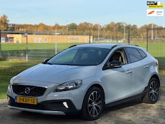 Volvo V40 Cross Country - 1.6 D2 Summum Cross Country Leder Navi Memory Trekhaak