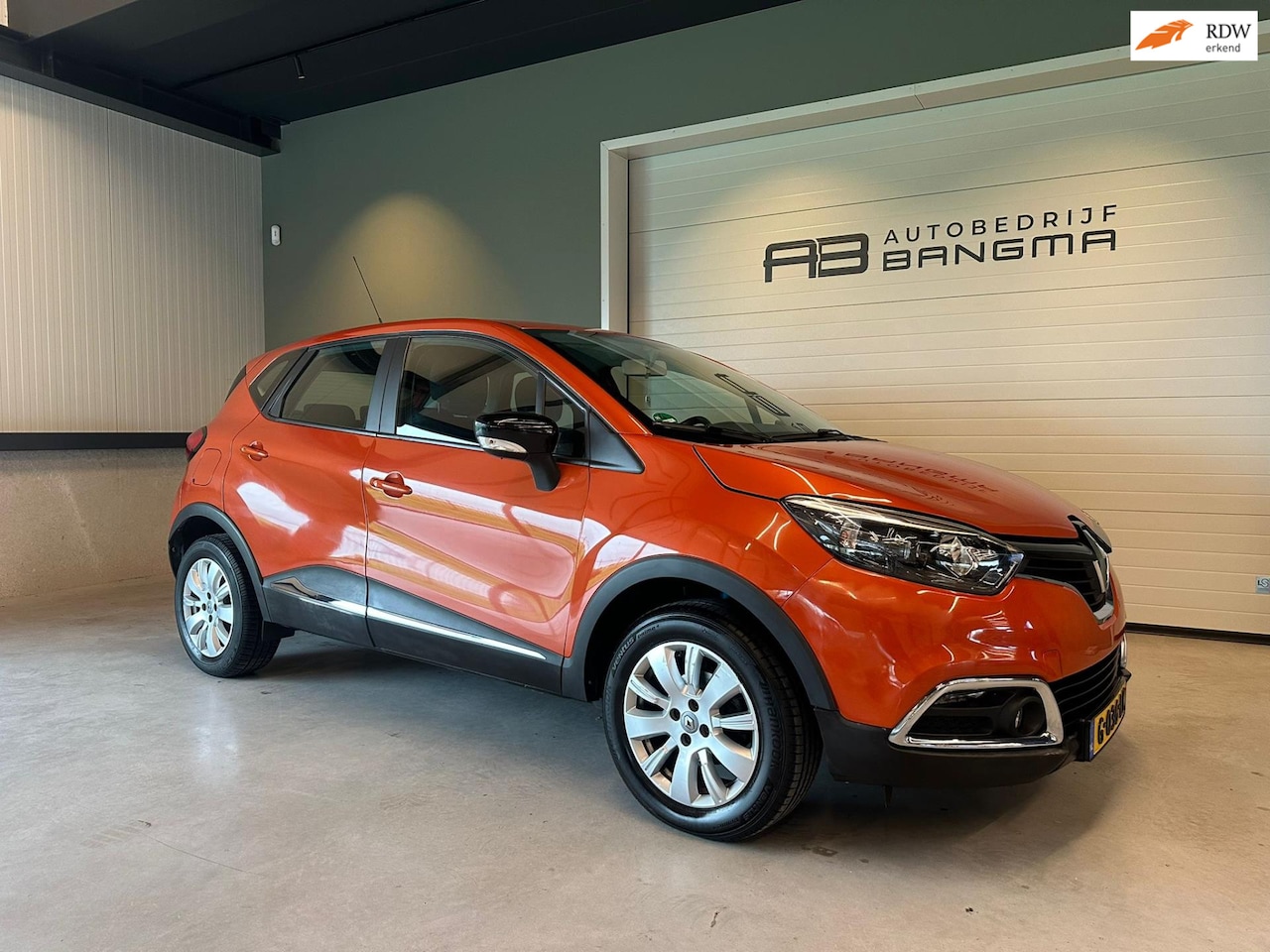 Renault Captur - 0.9 TCe BARISTA-uitv/CLIMA AIRCO/CRUISECONTROL/ISOFIX/TREKHAAK/LM-VELGEN/AUX/BLUETOOTH/APK - AutoWereld.nl