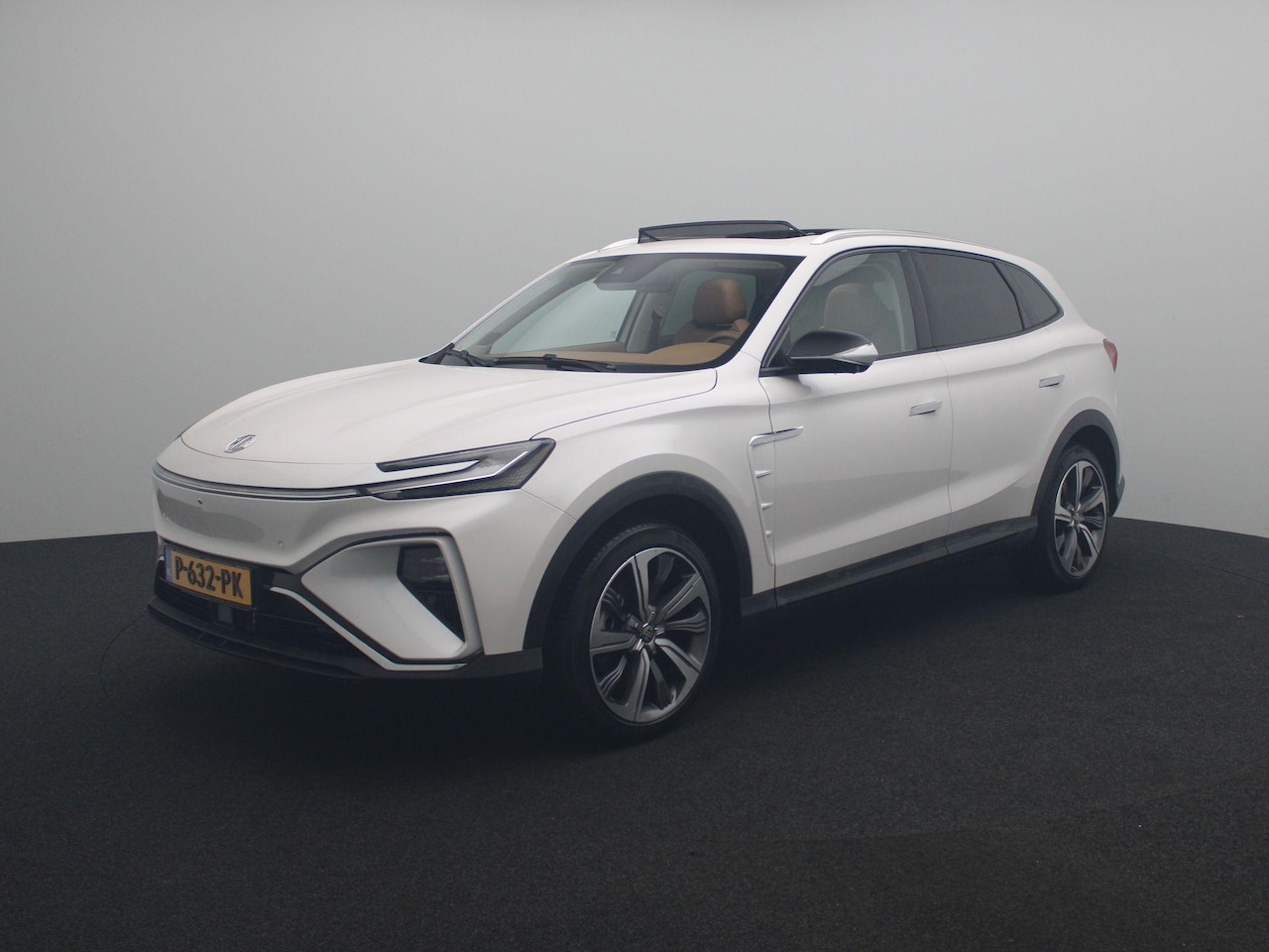 MG Marvel R - Performance 70 kWh Tri-Motor AWD | Bose Sound | Panoramadak | Cognac Leder/Alcantara | Tre - AutoWereld.nl