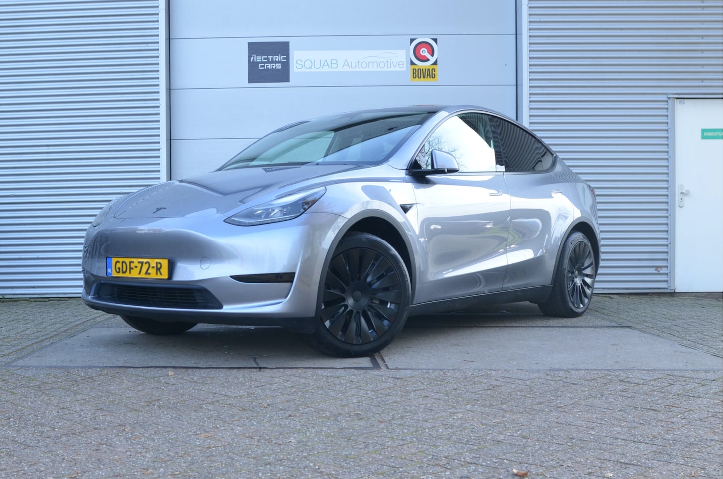 Tesla Model Y - Long Range RWD 75 kWh WLTP 533km, AutoPilot4.0, BTW auto! - AutoWereld.nl