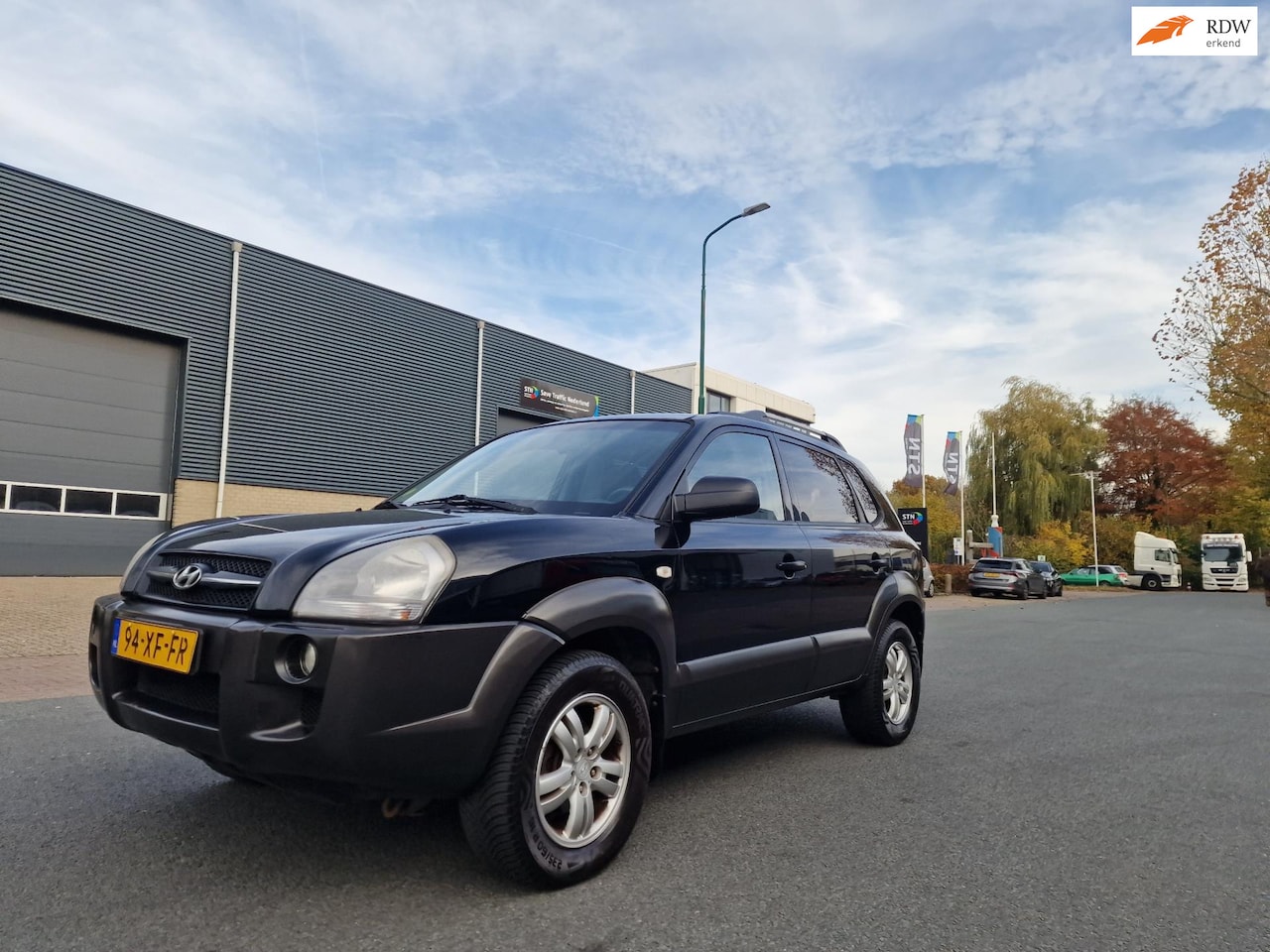 Hyundai Tucson - 2.0i Active Joy AIRCO TREKHAAK 2 X SLEUTELS BOEKJES - AutoWereld.nl