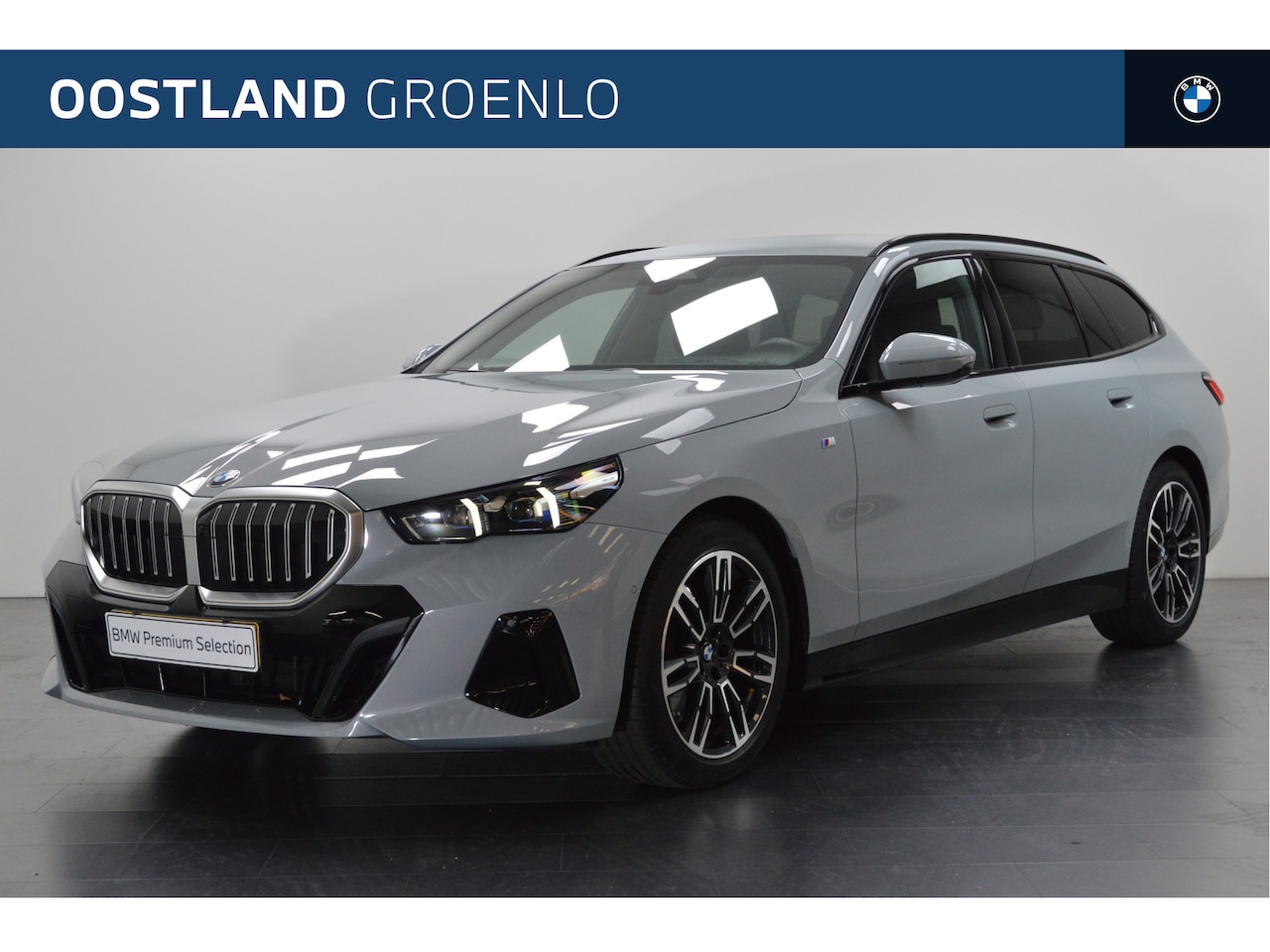 BMW 5-serie Touring - 520d M Sport Automaat / Trekhaak / Comfort Access / Adaptieve LED / Parking Assistant Plus - AutoWereld.nl