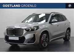 BMW iX1 - eDrive20 M Sport / Panoramadak / Trekhaak / M Sportstoelen / Adaptieve LED / M Adaptief on