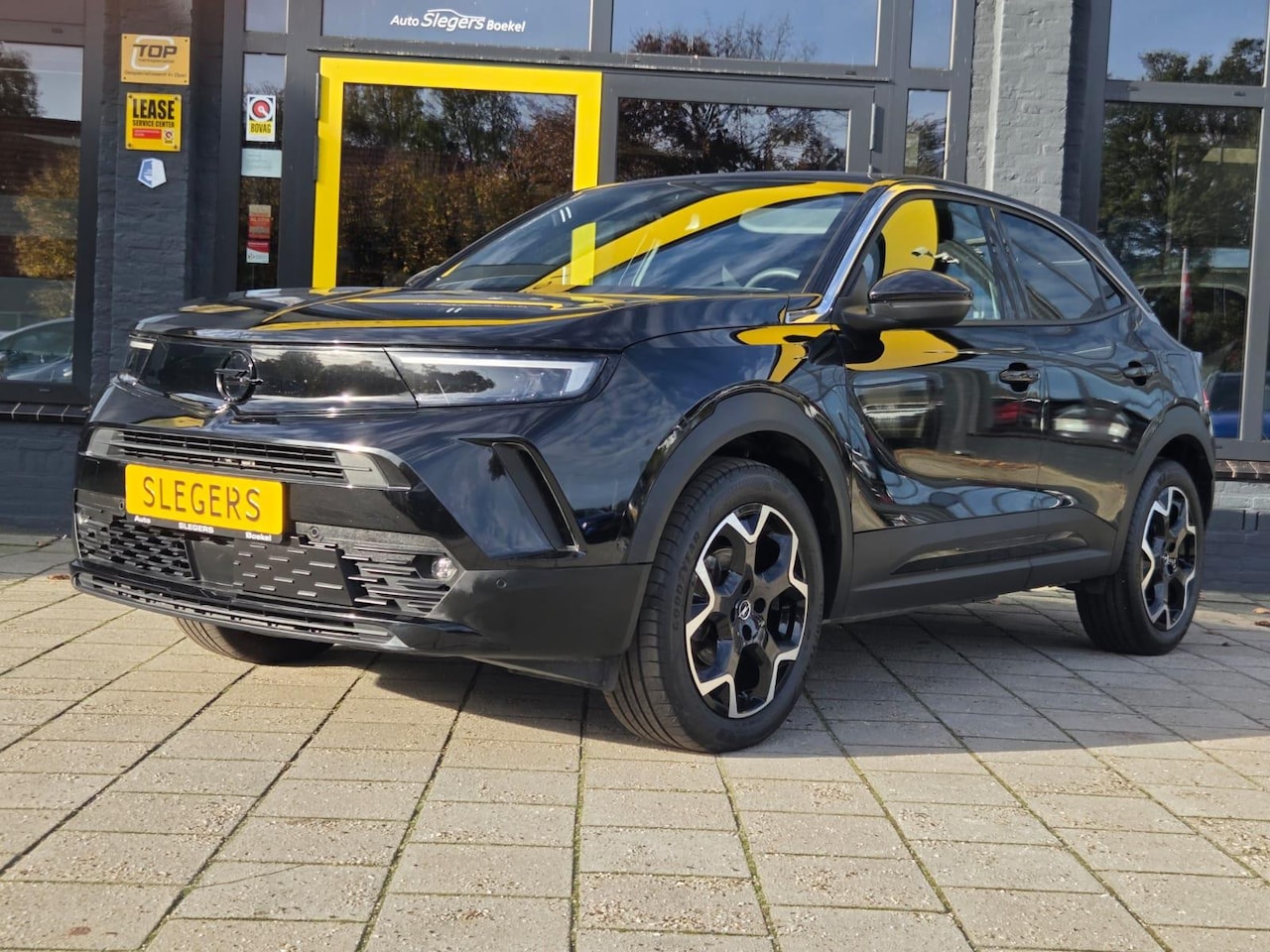 Opel Mokka - 1.2 Turbo Ultimate Automaat | Massagestoel | Stoelv | Stuurv | Camera + Sens | Alcantara B - AutoWereld.nl