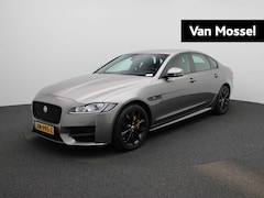 Jaguar XF Portfolio - 2.0t | Climate Control | Achteruitrijcamera | Lederen Bekleding | Lichtmetalen Velgen |