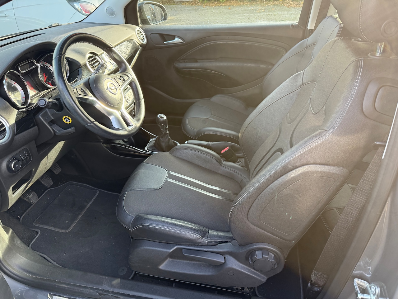 Opel ADAM - 1.4 Glam Rocks uitvoering soft top