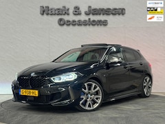 BMW 1-serie - M135i xDrive High Executive Panoramadak Keyless Harman Kardon Leer Head-up Verwarm stuurwi