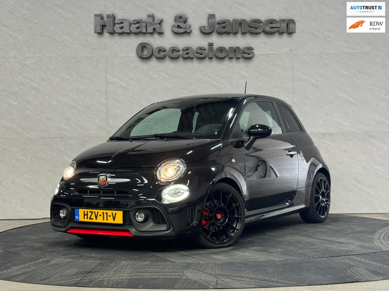 Fiat 500 Abarth - 1.4 T-Jet Turismo 70th Anniversary 165pk - AutoWereld.nl