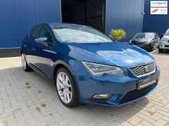 SEAT Leon - 1.2 TSI Style Business / PDC / CRUISTE CONTROL / CLIMETE CONTROL / STOELVERWARMING