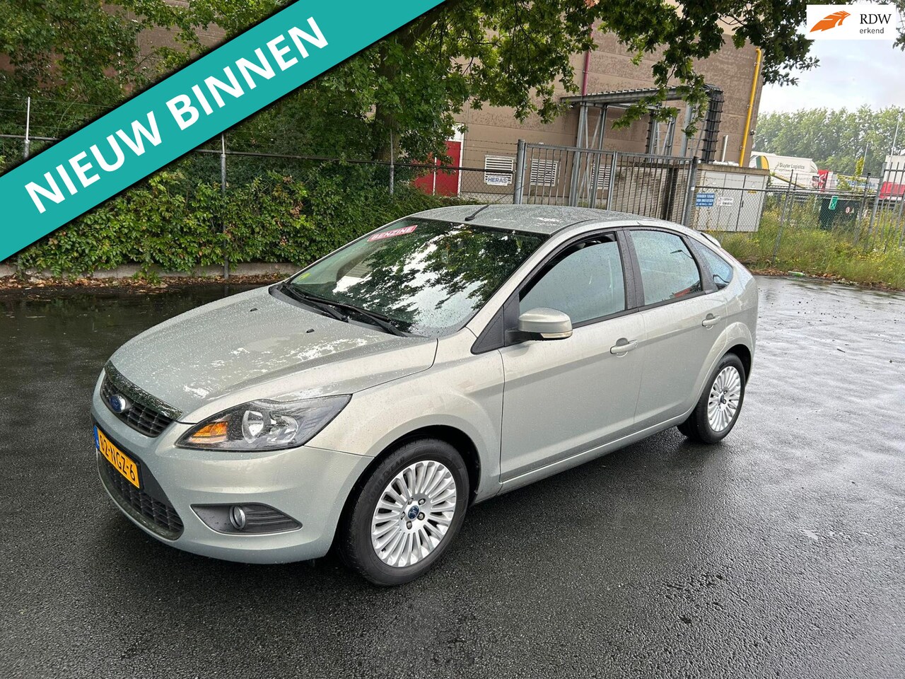 Ford Focus - 1.8 Limited LEUKE AUTO RIJDT EN SCHAKELT GOED - AutoWereld.nl