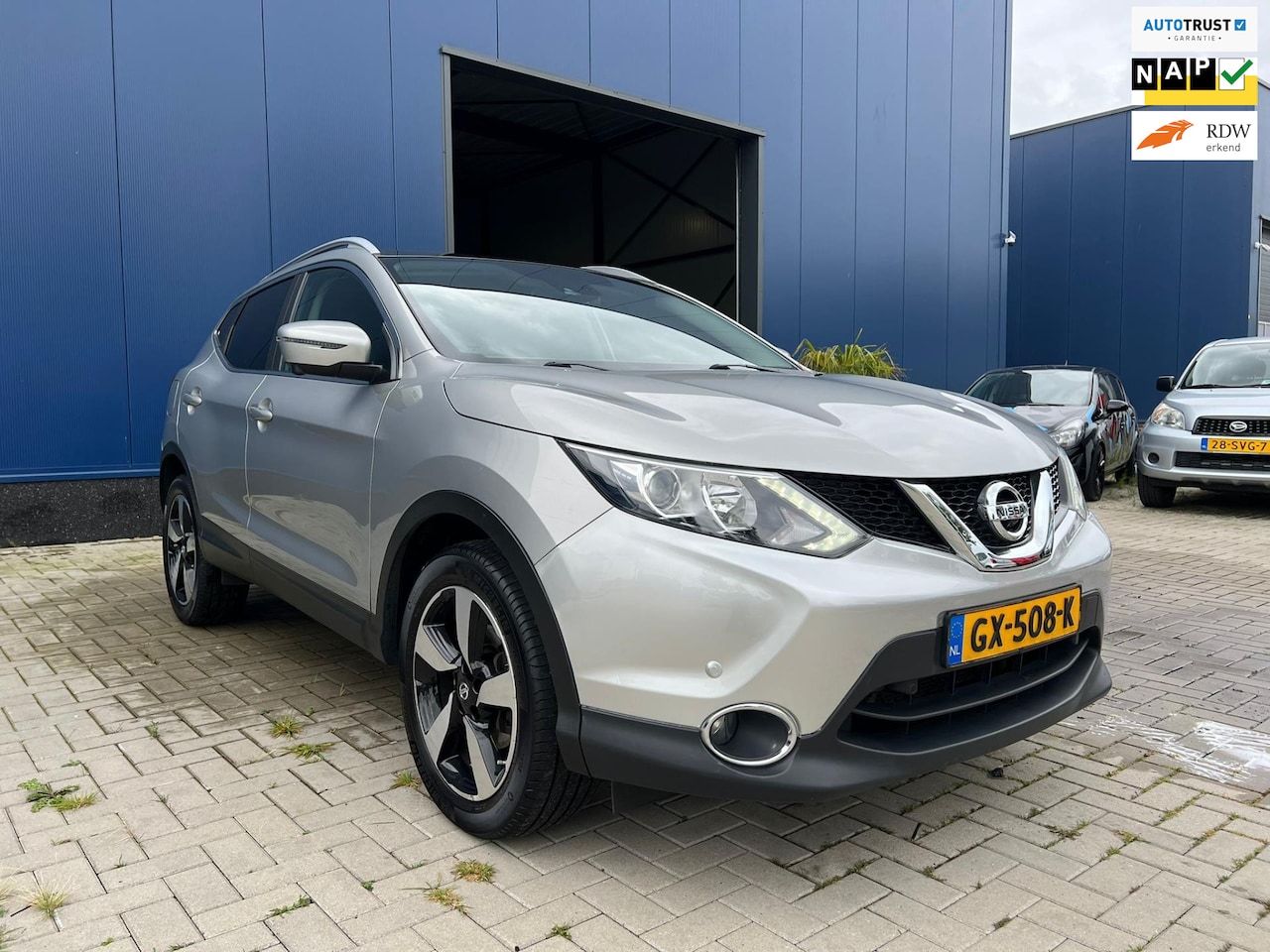 Nissan Qashqai - 1.2 Connect Edition / NAP! / CAMERA / PANO / CRUISE / NAVI / CLIMATE - AutoWereld.nl