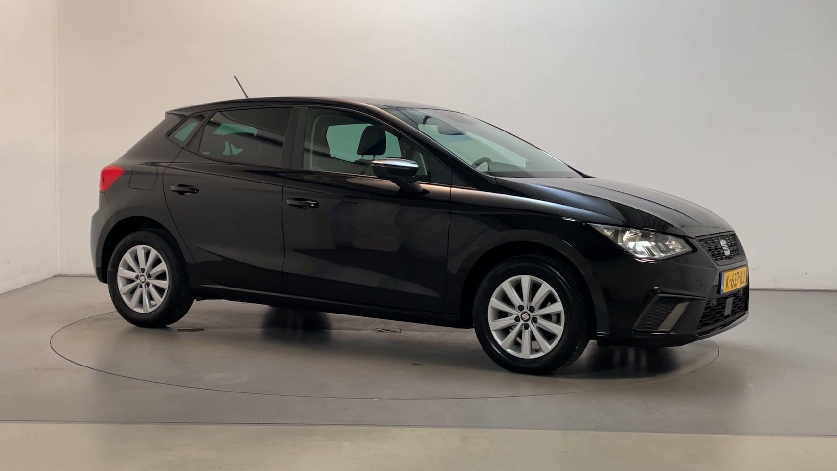 SEAT Ibiza - 1.0 TSI Style Business Intense Climate Control Camera Navigatie - AutoWereld.nl
