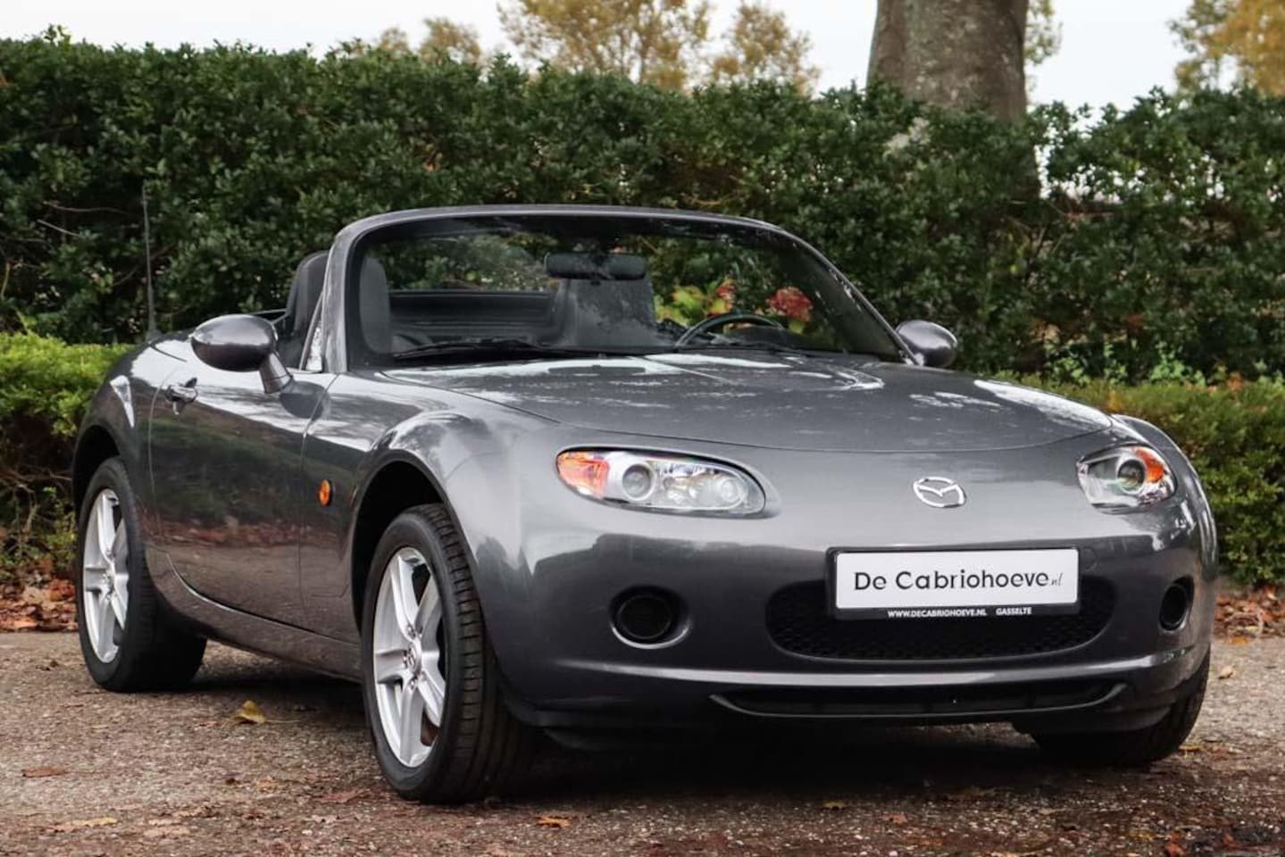 Mazda MX-5 Roadster Coupé - NC 1.8l Galaxy Grey Mica - AutoWereld.nl