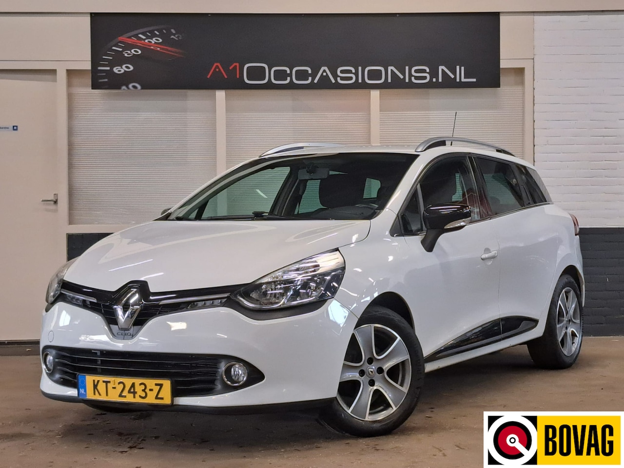 Renault Clio Estate - 0.9 TCe Night&Day + NAVI - AutoWereld.nl