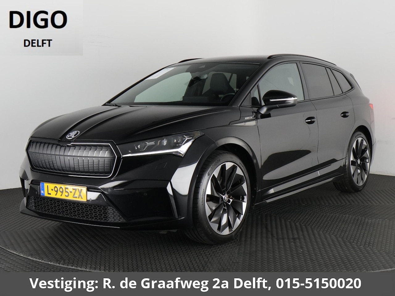 Skoda Enyaq iV - 60 Sportline | Navigatie | Half Leder | Parkeersensoren | - AutoWereld.nl