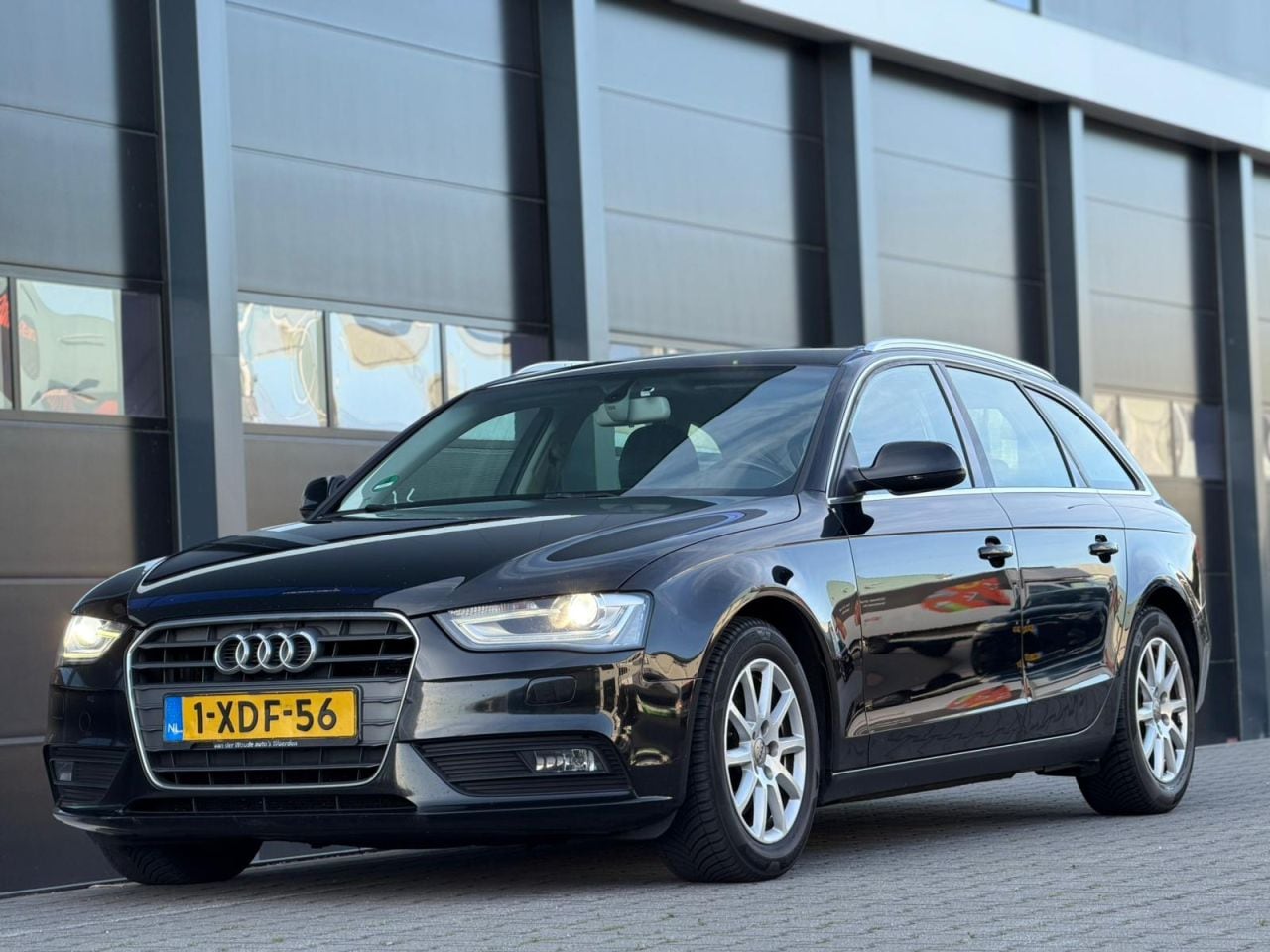 Audi A4 Avant - 2.0 TDI Xenon Navi EURO-6 - AutoWereld.nl