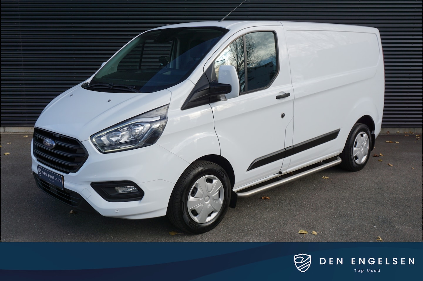 Ford Transit Custom - 130 PK Automaat L1H1 Airco Cruise Trekhaak Euro 6 - AutoWereld.nl