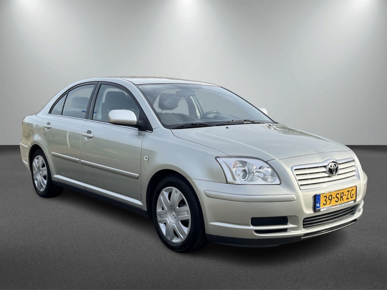 Toyota Avensis - 1.6 VVTi Linea Terra 1.6 VVTi Linea Terra - AutoWereld.nl