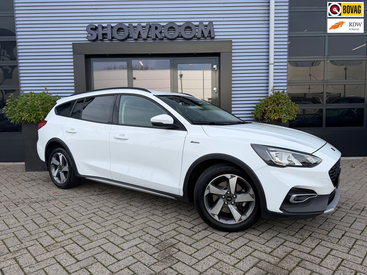 Ford Focus Wagon - 1.0 EcoBoost Titanium X Active| Camera|Applecarplay|ACC|PDC - AutoWereld.nl