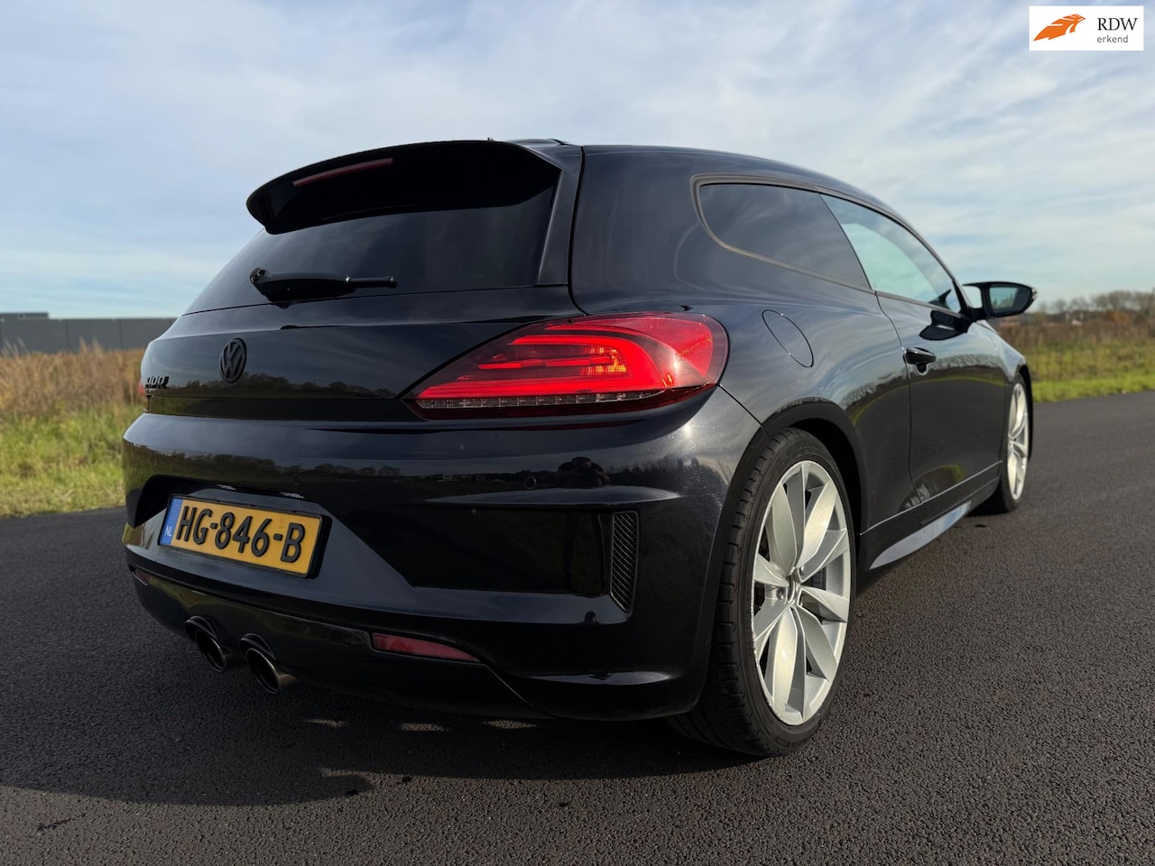 Volkswagen Scirocco - 2.0 TSI R uitvoering Clima cruise Milltek uitlaat - AutoWereld.nl