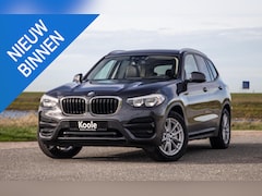 BMW X3 - xDrive30e High Executive BRUIN LEER / PANORAMA DAK / AUTOMAAT / PLUG IN / CARPLAY / STOELV