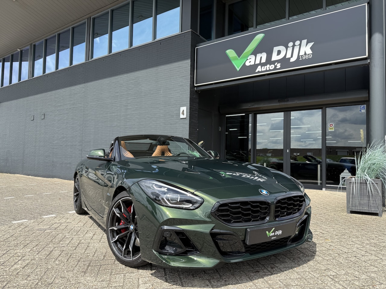 BMW Z4 Roadster - M40i High Executive Navi Camera Head-Up H+K 20Inch Memory - AutoWereld.nl
