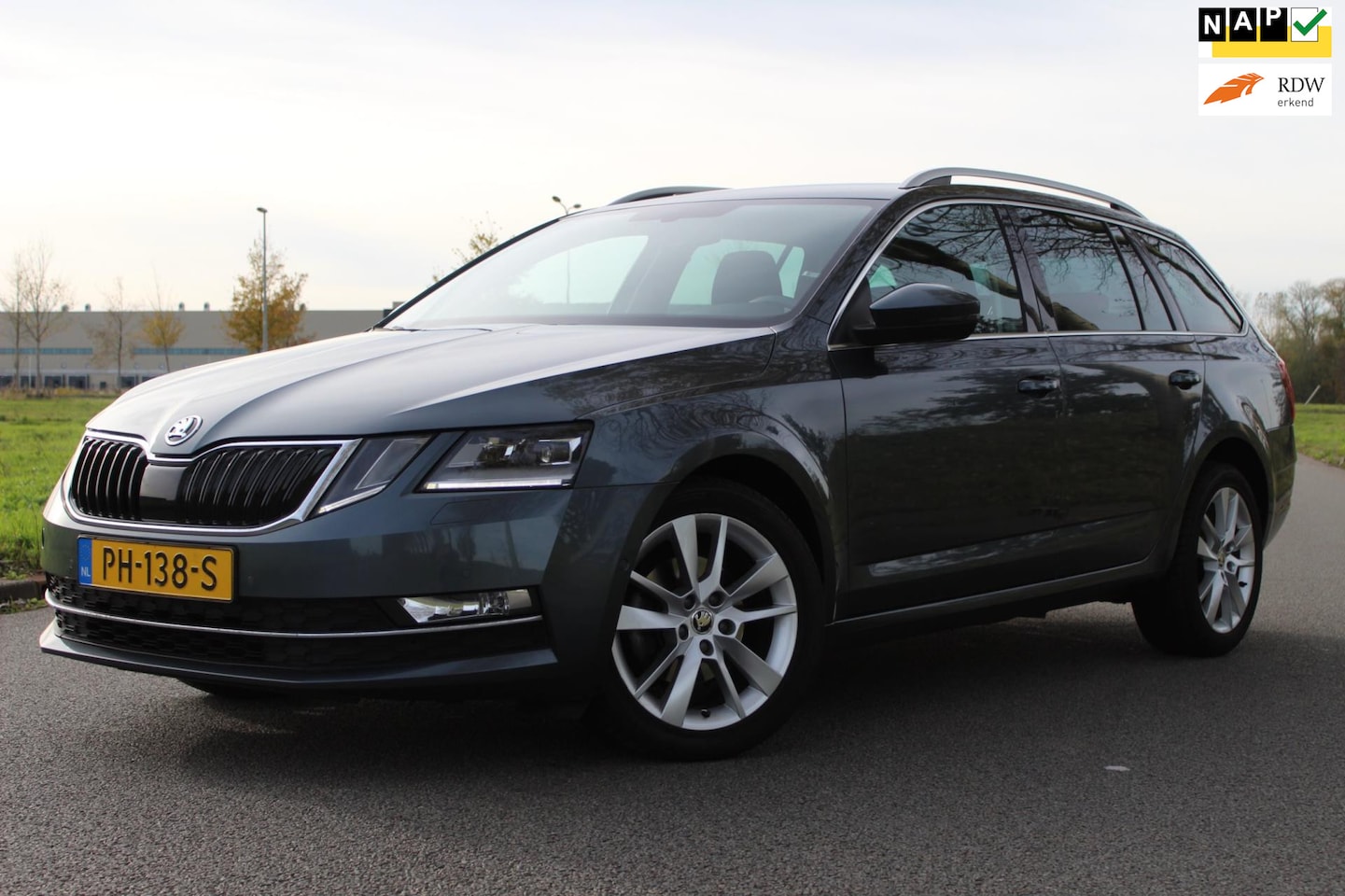Skoda Octavia Combi - 1.0 TSI Greentech Style Business 116 pk | NAVIGATIE | CLIMATE CONTROLE | CRUISE CONTROLE | - AutoWereld.nl