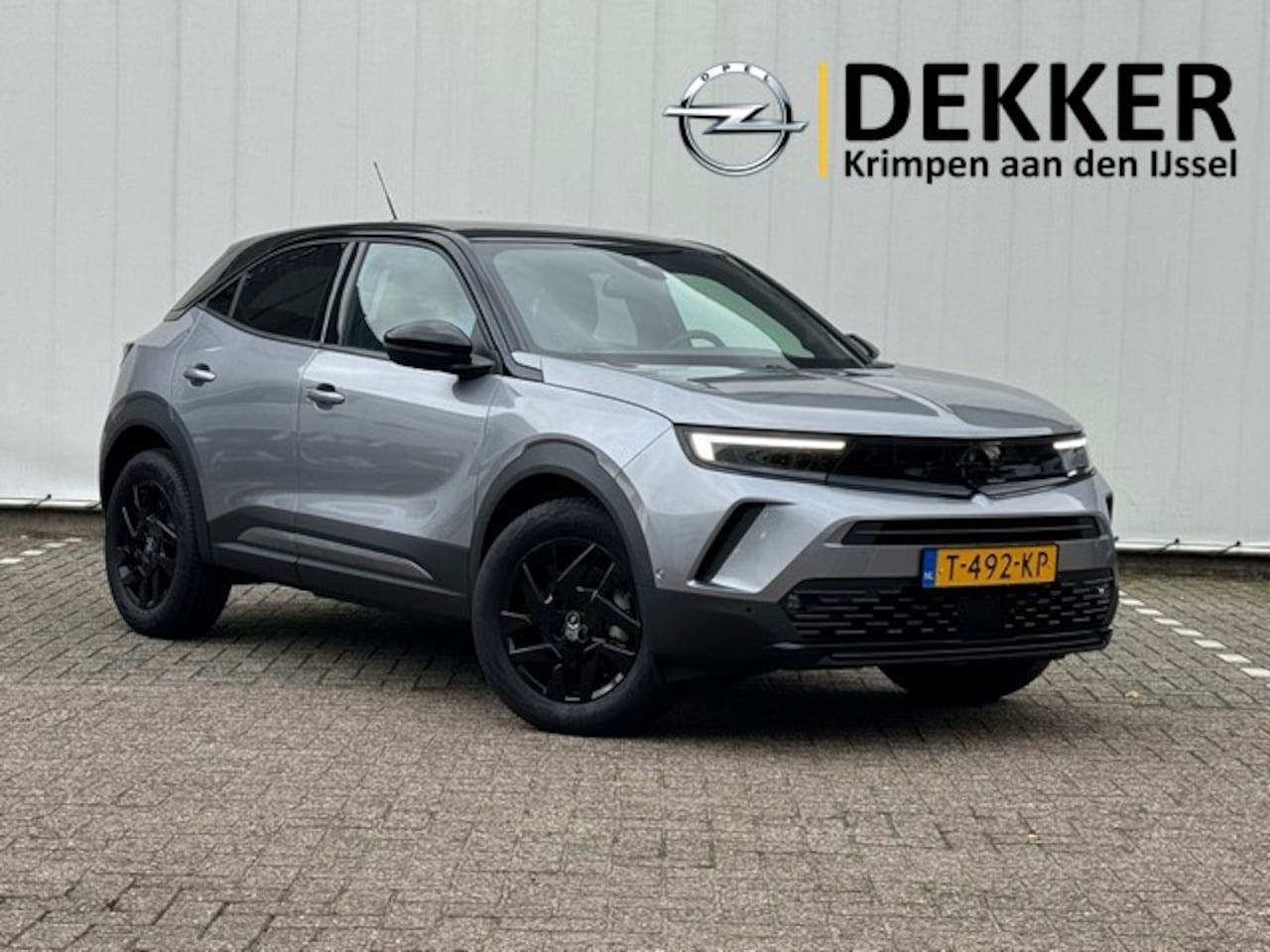Opel Mokka Electric - GS Black Line 50 kWh met Navi/Camera, Dodehoek, LED, Zwarte hemel - AutoWereld.nl