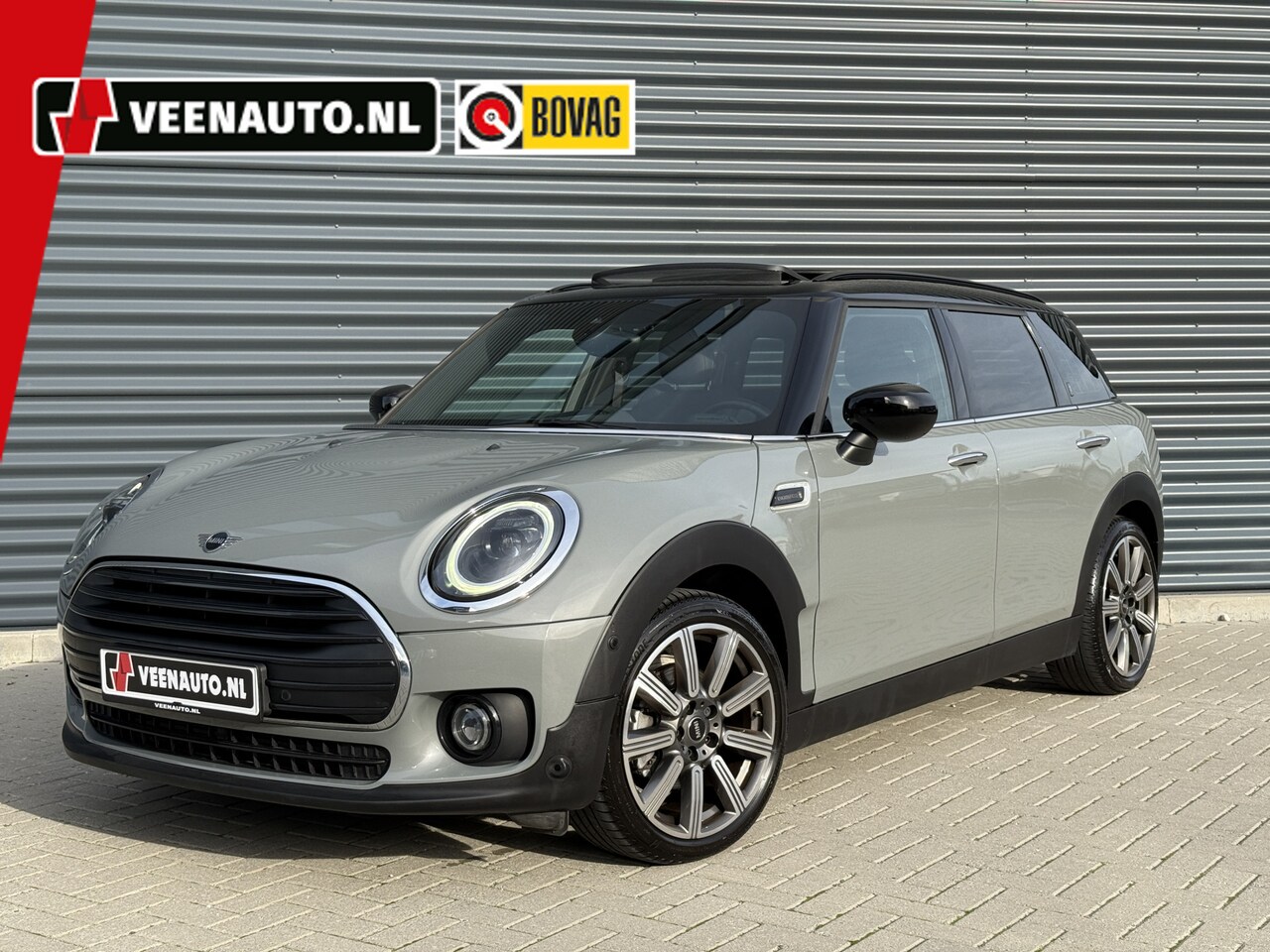 MINI Clubman - 1.5 Cooper Knightsbridge Pano/Camera/Leder - AutoWereld.nl
