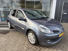 Renault Clio - 1.2 TCE Rip Curl 4 nieuwe banden en NW APK