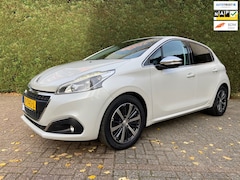 Peugeot 208 - 1.2 Allure |58.000 KM Carplay Camera PDC Cruise control Clima