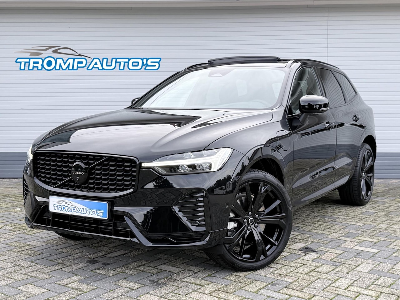 Volvo XC60 - 2.0 T6 PHEV AWD Plus Dark|PANO|ACC|T.HAAK|360 CAMERA|LEER| - AutoWereld.nl