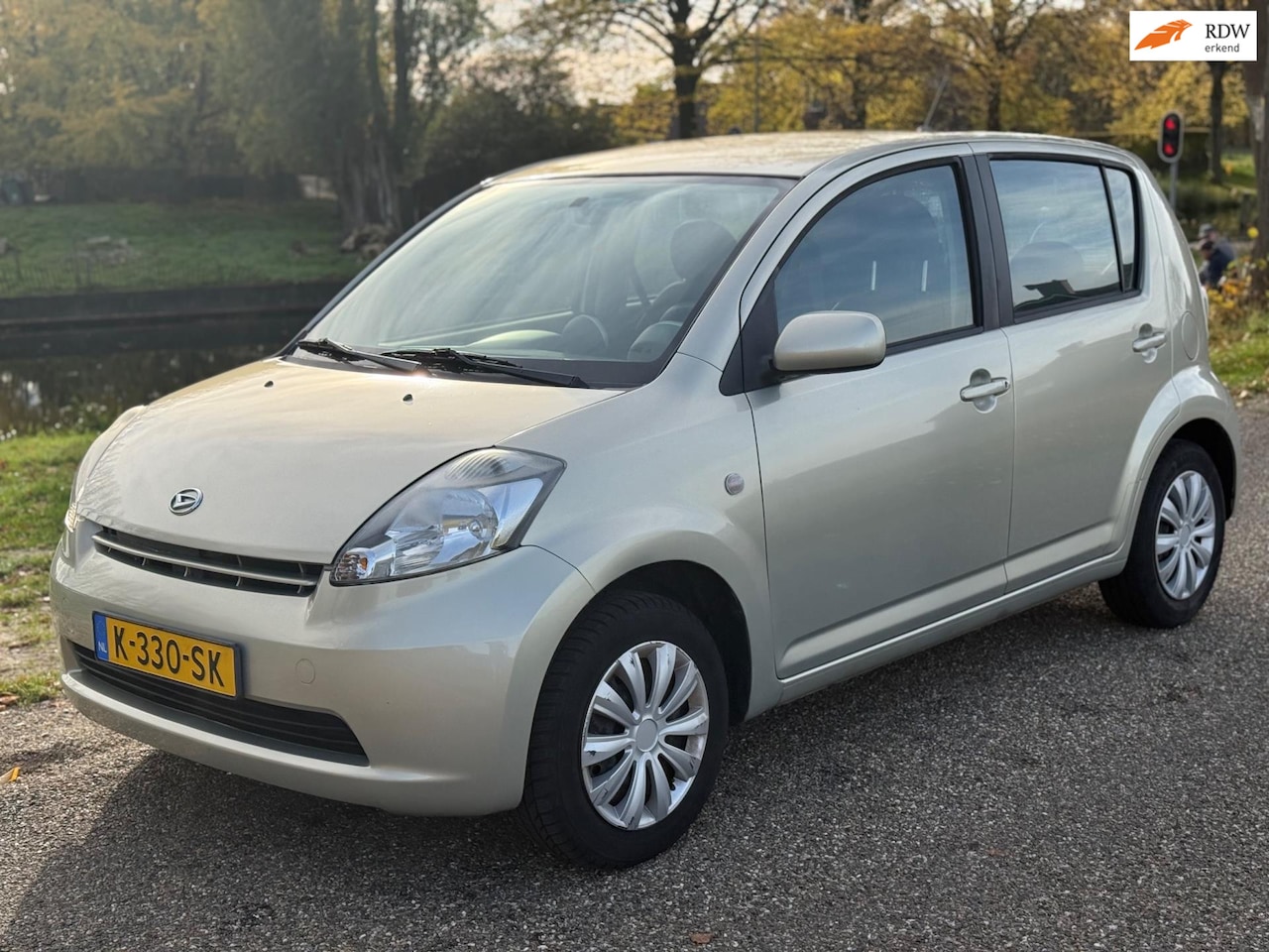 Daihatsu Sirion 2 - 1.3-16V Comfort|Airco|5 Deurs|Apk - AutoWereld.nl
