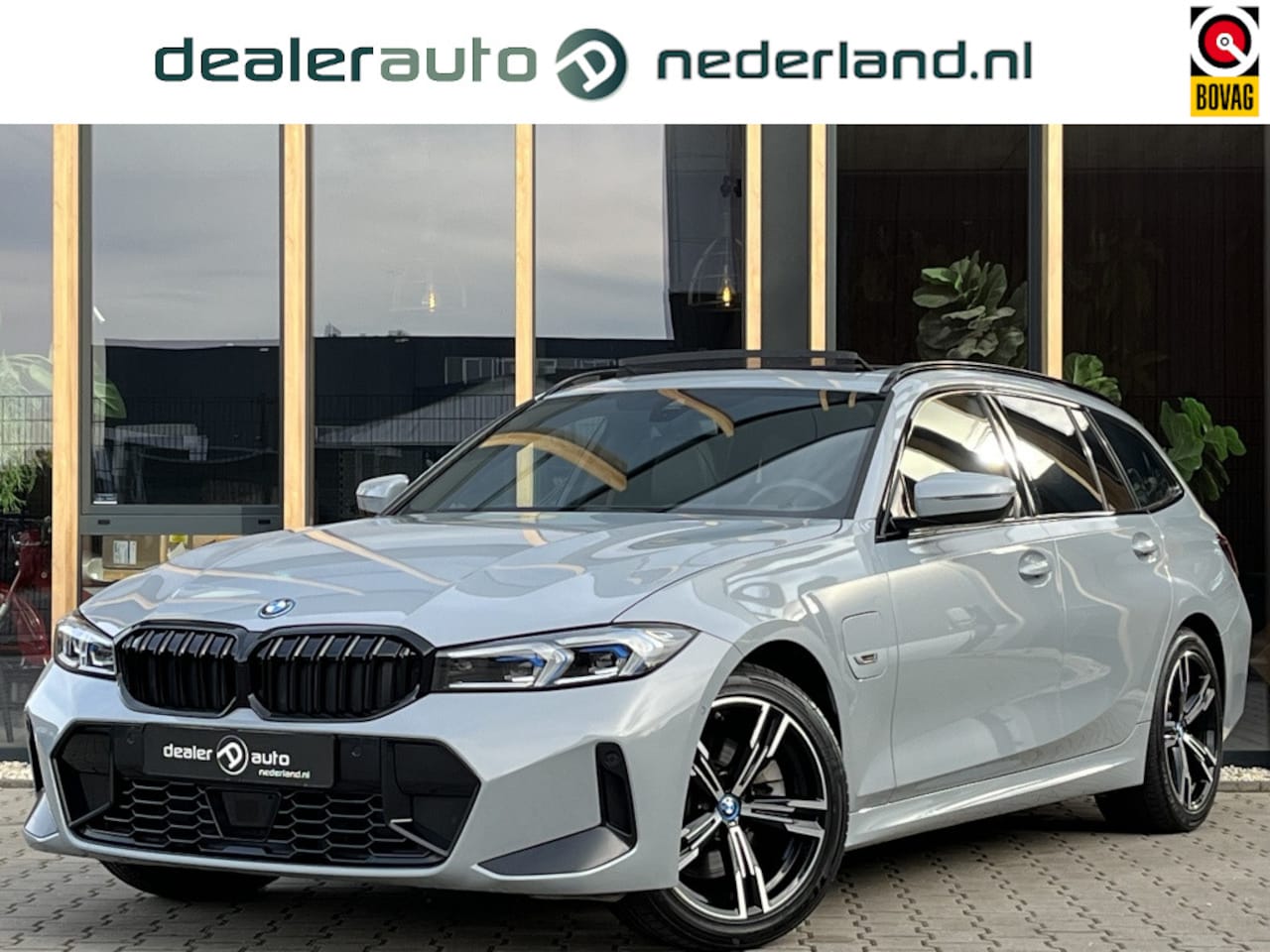 BMW 3-serie Touring - 330e xDrive 330e xDrive - AutoWereld.nl
