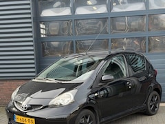 Toyota Aygo - 1.0-12V 5-Deurs Airco Elektrische ramen Nieuwe APK