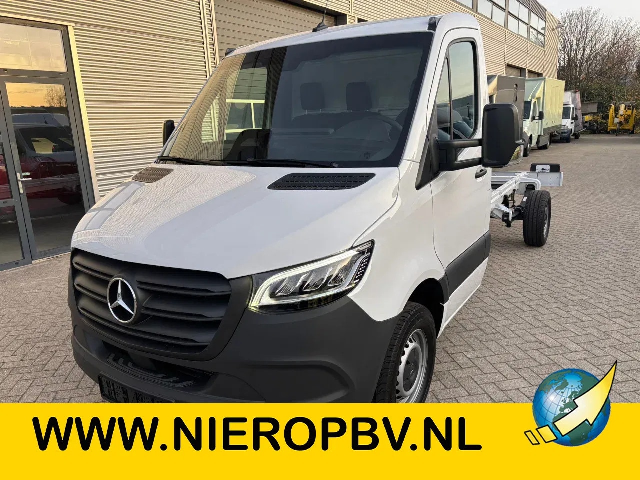 Mercedes-Benz Sprinter - 317CDI Chashi Cabine 4.32 Wielbasis Automaat Airco Cruisecontrol Nieuw - AutoWereld.nl