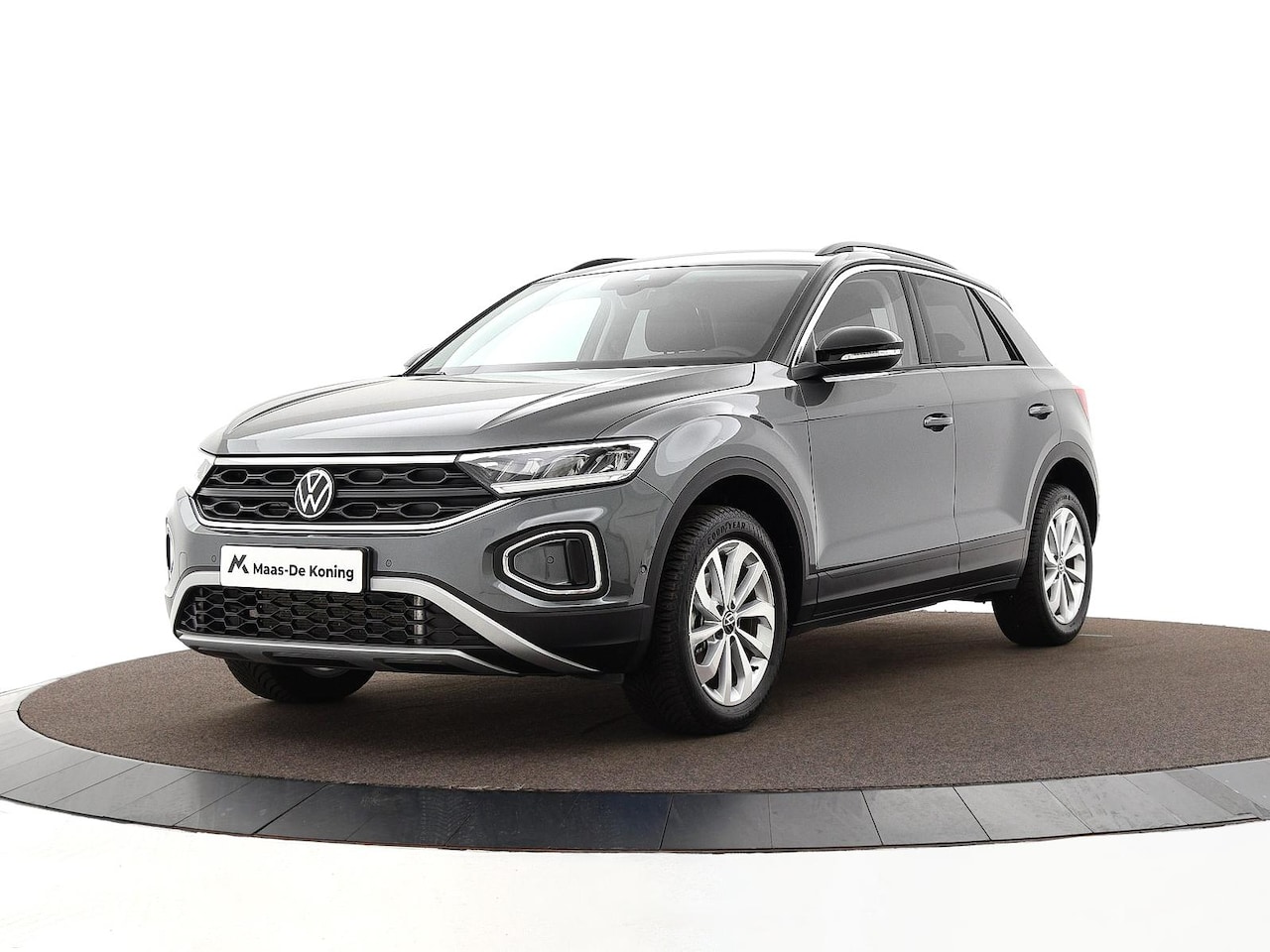 Volkswagen T-Roc - 1.5 TSI 150pk DSG Life Edition · Keyless · Camera · Apple/Android Car Play · Navigatie · S - AutoWereld.nl