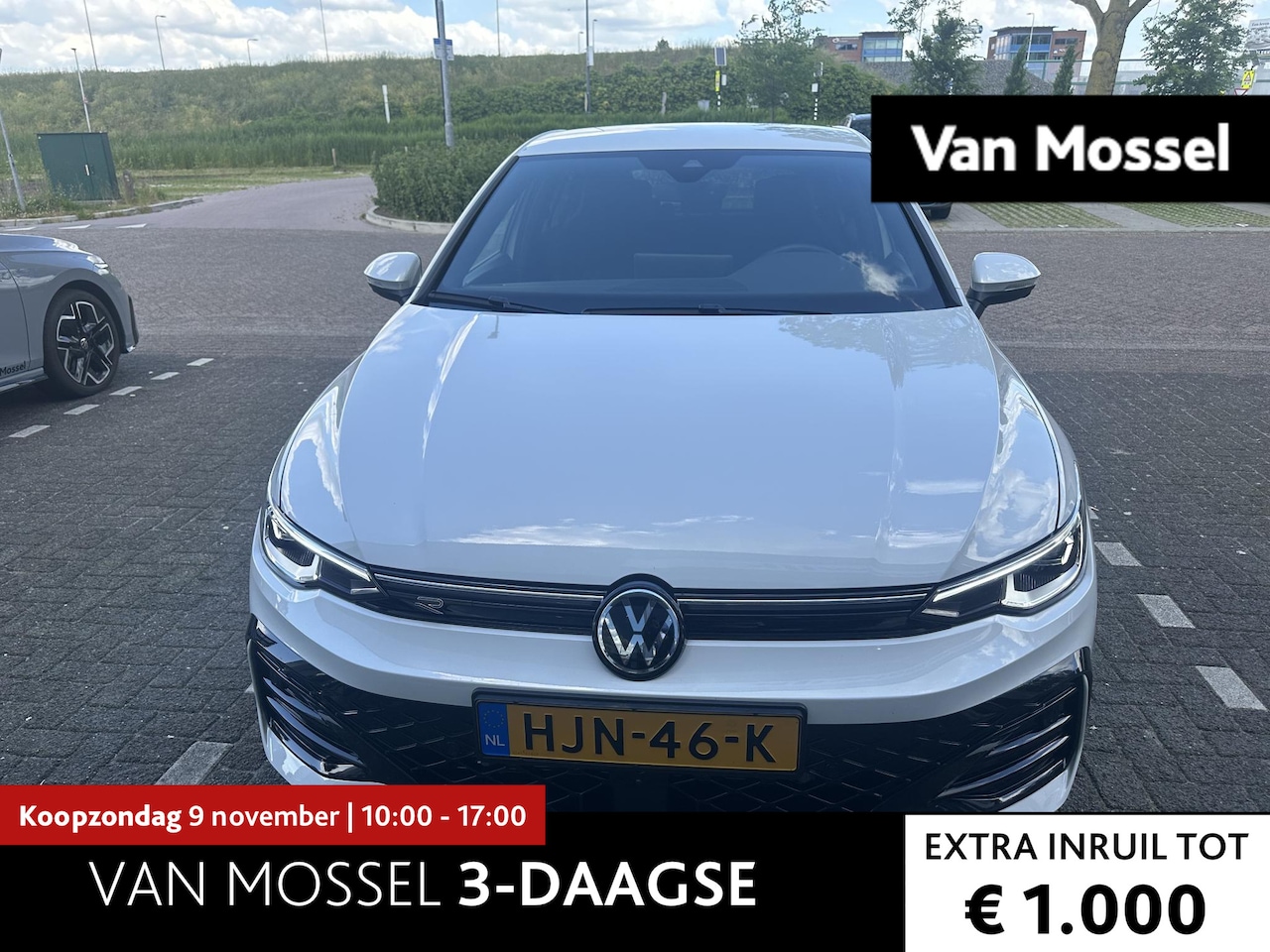 Volkswagen Golf - 1.5 eTSI R-Line Edition | Automaat | Navigatie | Apple carplay | Adaptive cruise control | - AutoWereld.nl